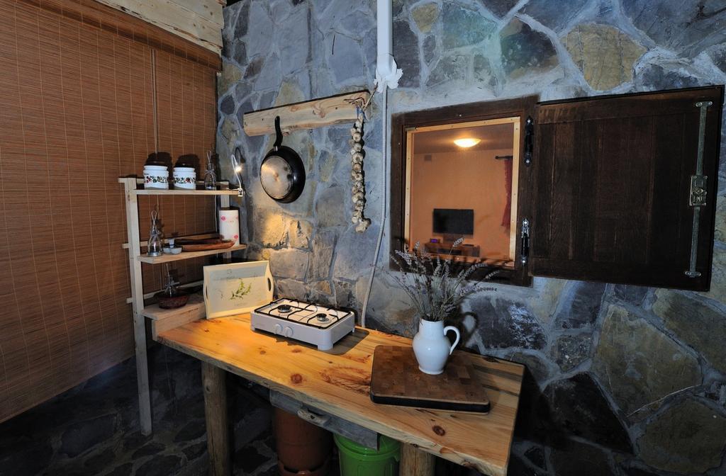 Apartment Drvena Kuca Mreznica Gornji Zvečaj Pokój zdjęcie