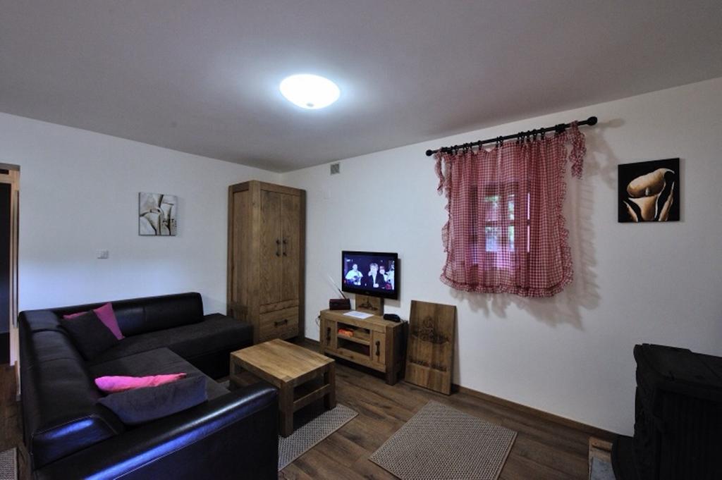 Apartment Drvena Kuca Mreznica Gornji Zvečaj Pokój zdjęcie